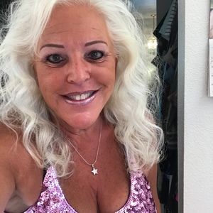 Meet your Posher, Starla